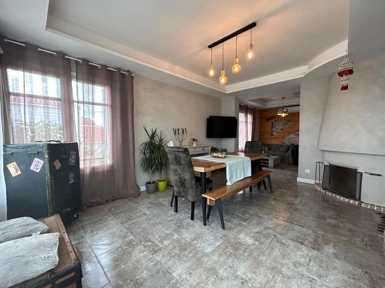 Comme A La Maison Narbonne Kültér fotó